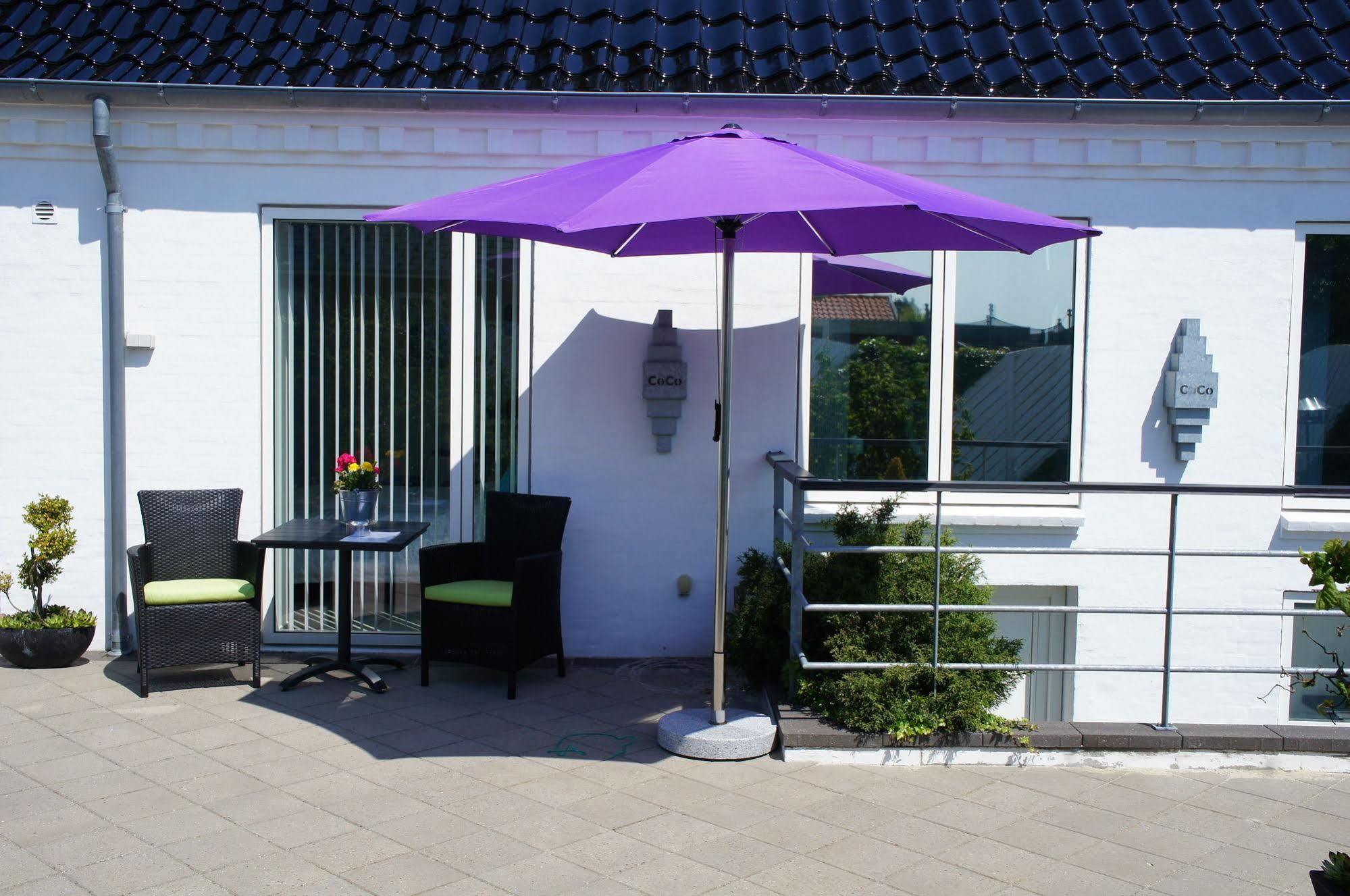 Hotel Coco Aps Esbjerg Exterior photo